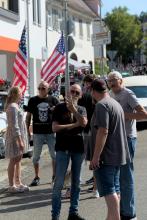 2025-09-21-US-Car-Treffen-Menschen_006